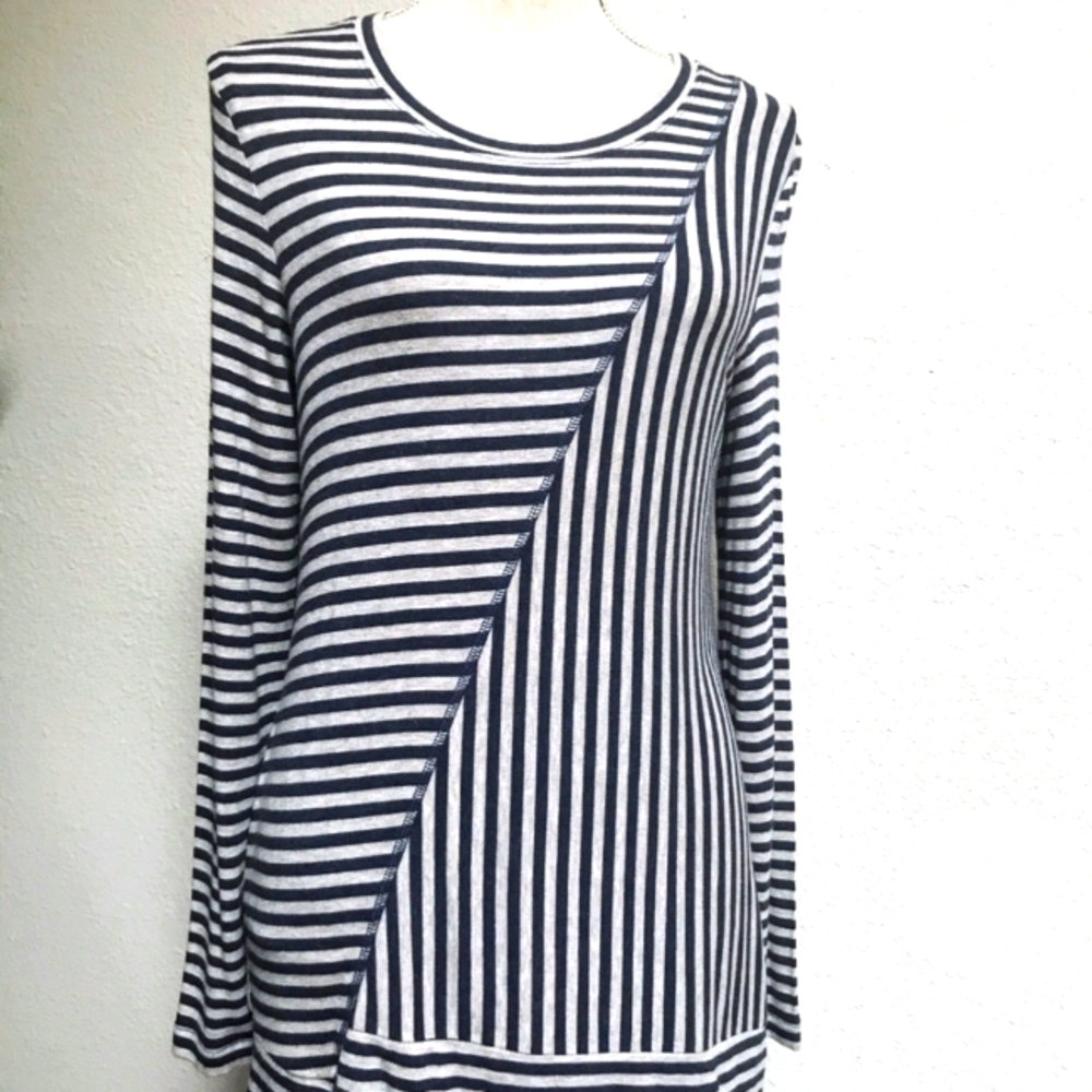FINAL! NWOT CAbi Ernest LS Asymmetrical Tunic - Small